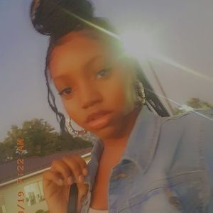 Meet your Posher, Aminata